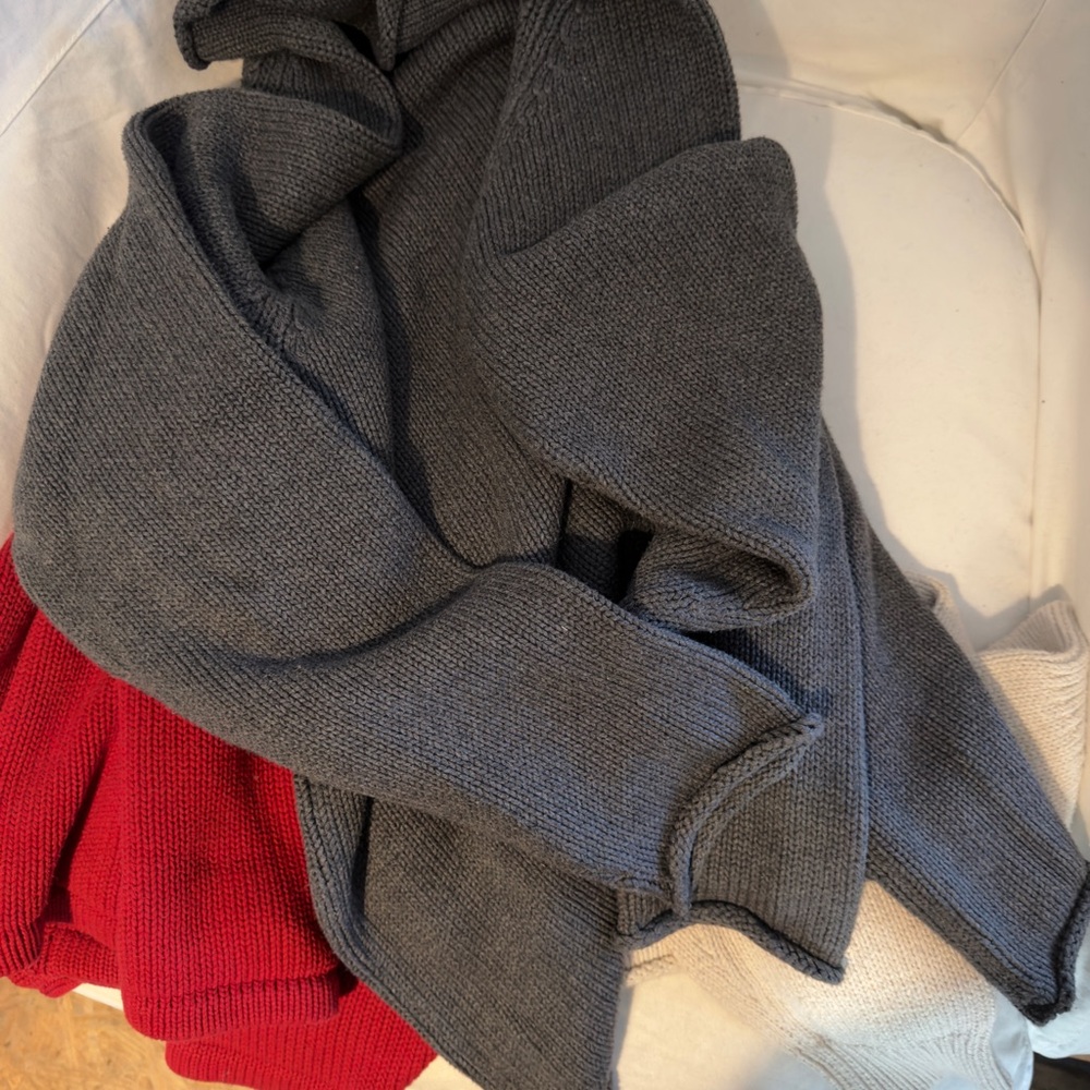 Classic J. Crew Charcoal Knit Rollneck Sweater - Picture 4 of 5